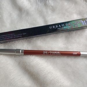 Urban Decay Born to Ride, 24/7 Eyeliner in Lucky